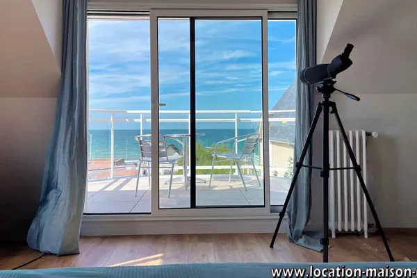La vue du lit de la suite